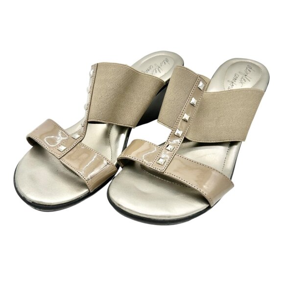 Dexflex Comfort Sandals Size 9 Taupe 2.5 inch Black Wedge Heels Studded Slip On - Picture 1 of 8